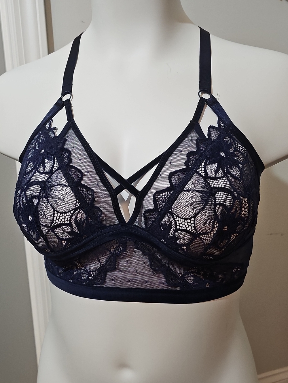 torrid Peacock Lace Strappy Bralette In Peacoat